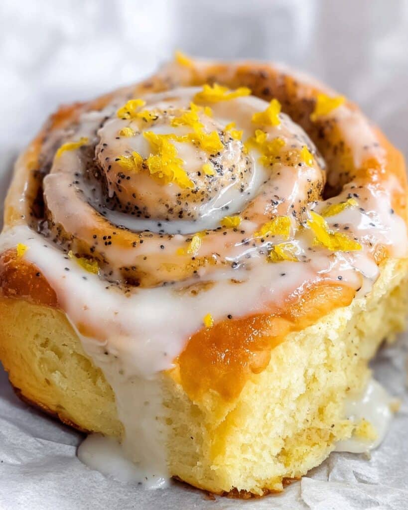 Lemon Rolls with Lemon Zest and Lemon Icing Recipe
